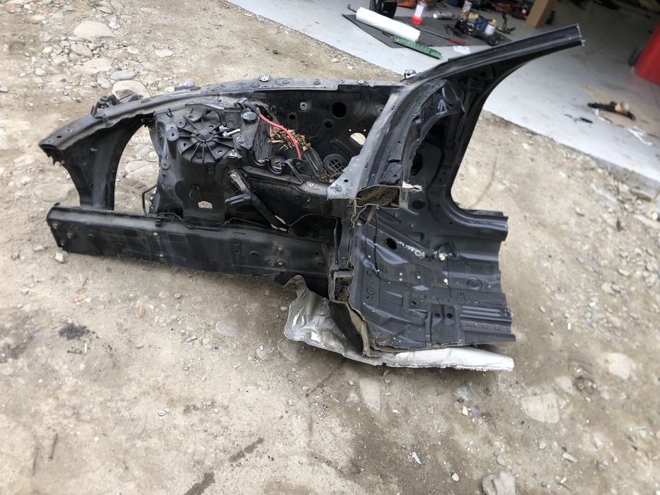 Lonjeron plus aripa interioara si cap prag bmw F06. Seria6 grand coupe