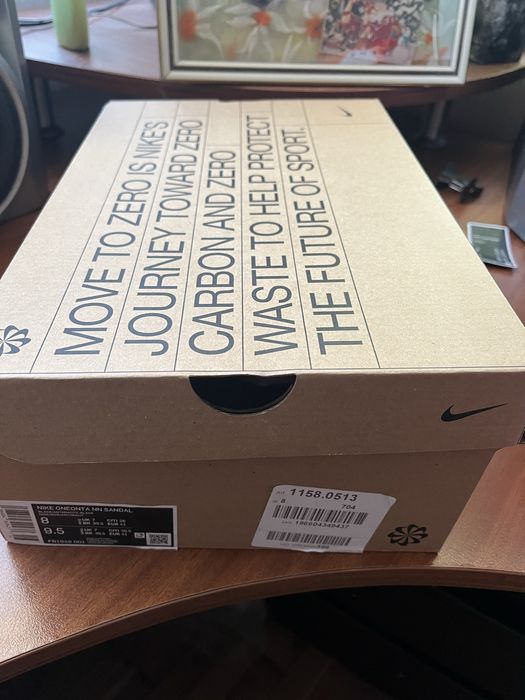 Сандали Nike чисто нови.