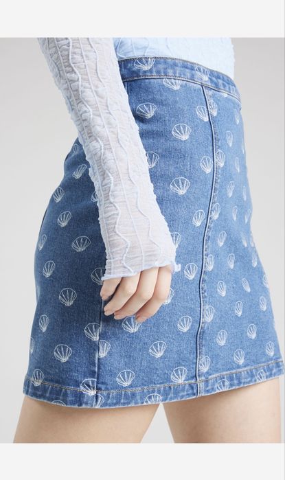 Чисто нови поли .