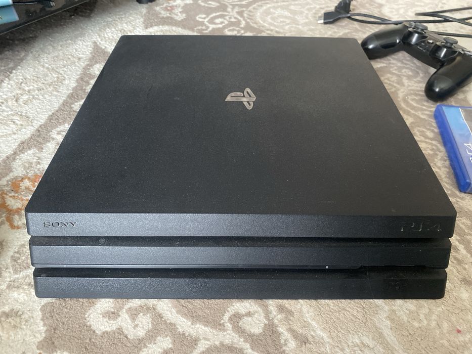 Sony ps4 pro хорошее состояние