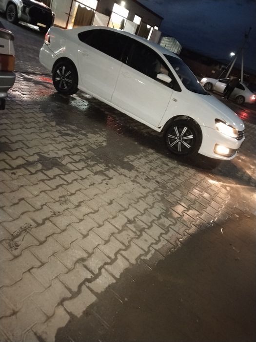 Фольксваген Поло седан