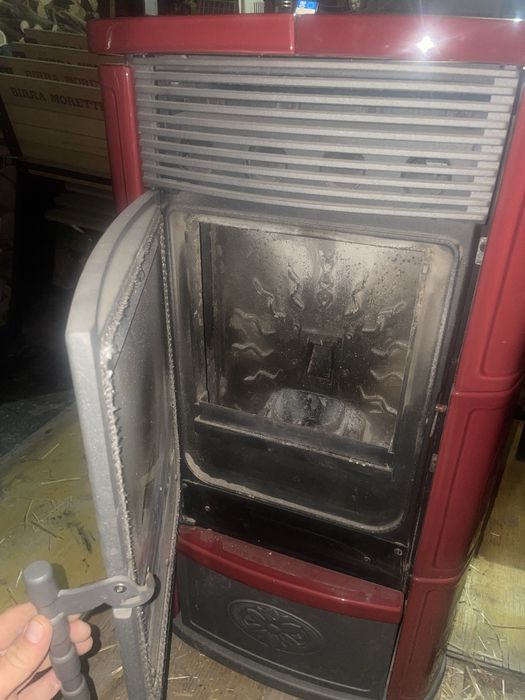 Termosemineu/soba pe peleti cu aer cald