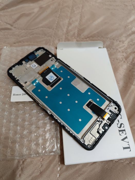 Дисплей за Honor 200 Smart