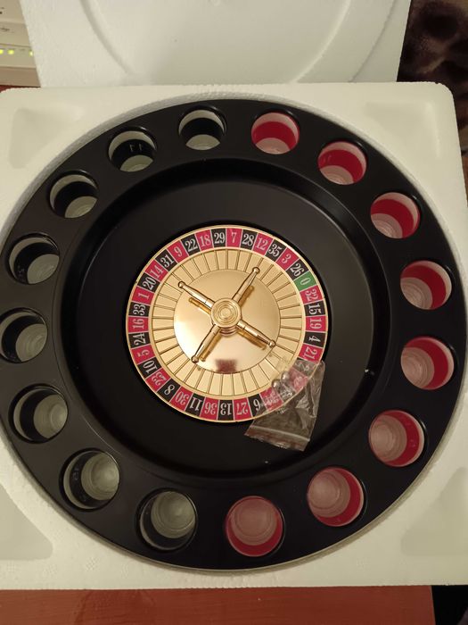 Vind joc de ruletă și șorț de bucătărie