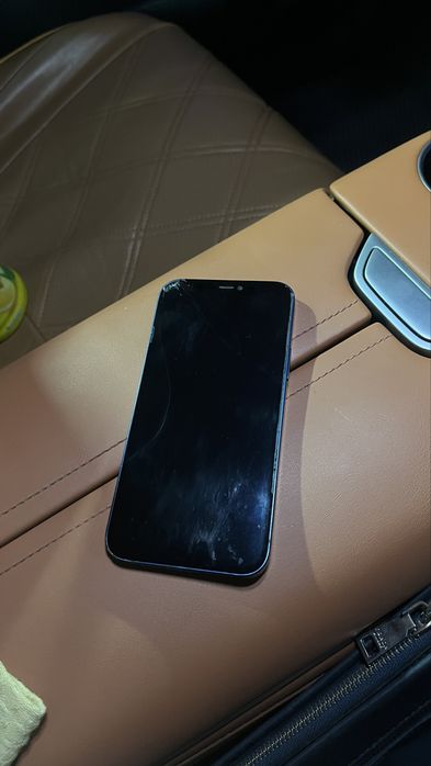 Iphone 12 синий .