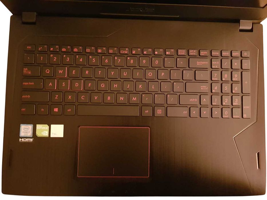 ASUS FX502VM 15.6'' FHD i7-6700HQ GeForce GTX 1060 24GB RAM 1TB HDD