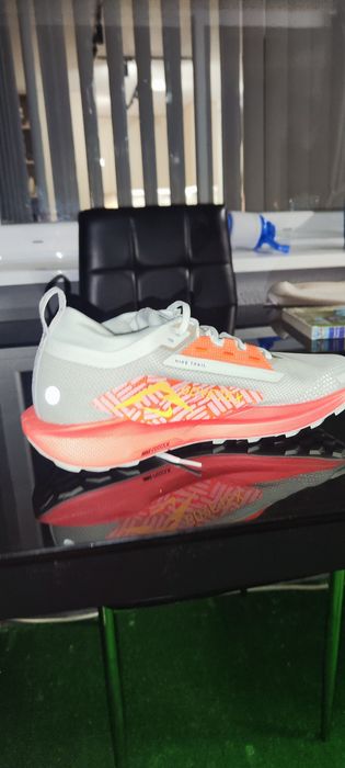 Nike Pegasus Trial 5