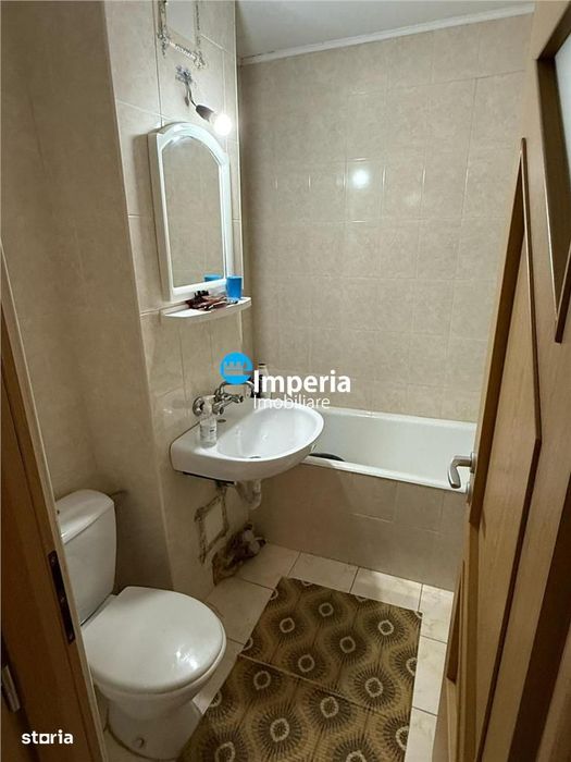 2 camere decomandat – Tribunal  Tg. Cucu | 43 mp