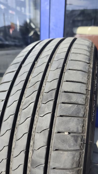 Anvelope vara 225/60R17