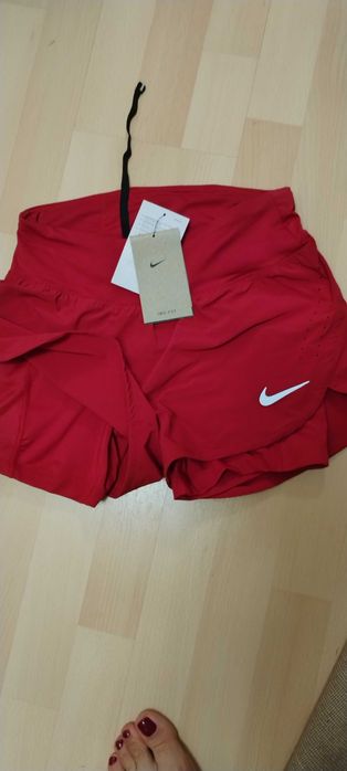 Colanți NIKE  de diferite culori și mărimi