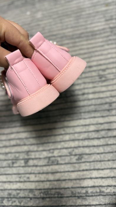 Pantofiori de fetite