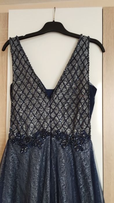 Официална   рокля