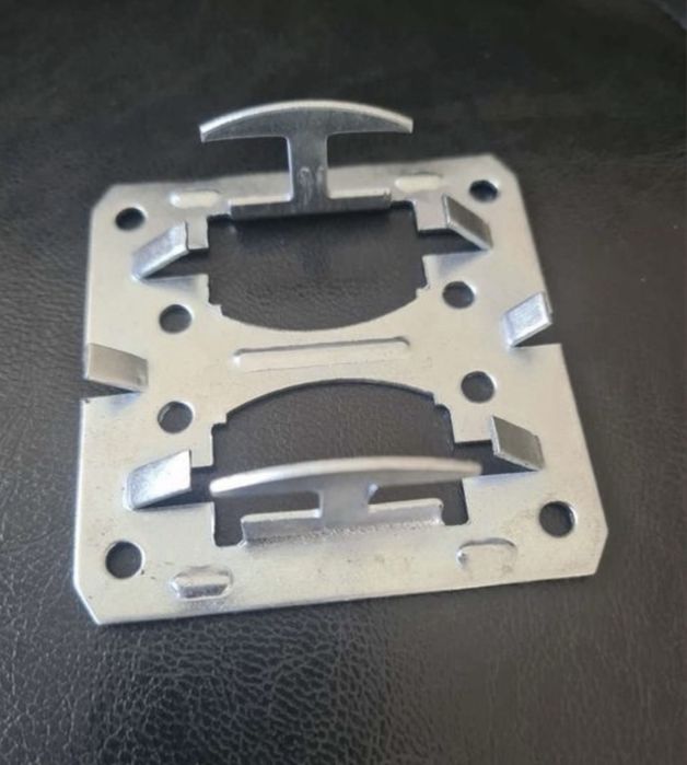 Кляймер для сухой мантажа (Крепёжы) и другие крепежы. Для фасада