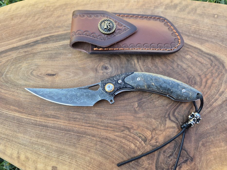 Уникален сгъваем ръчно изработен нож,Дамаска стомана VG10 с кания,SD14