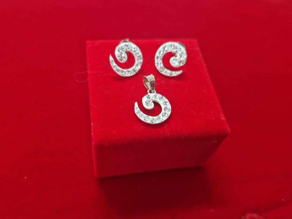 AG141,set argint 925,nou.marcat, spirale zirconii albe, deosebit