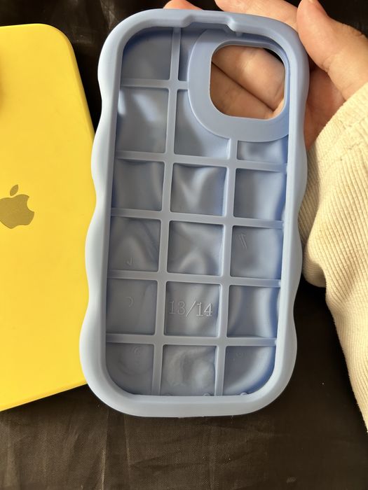 Чехлы для iPhone 14