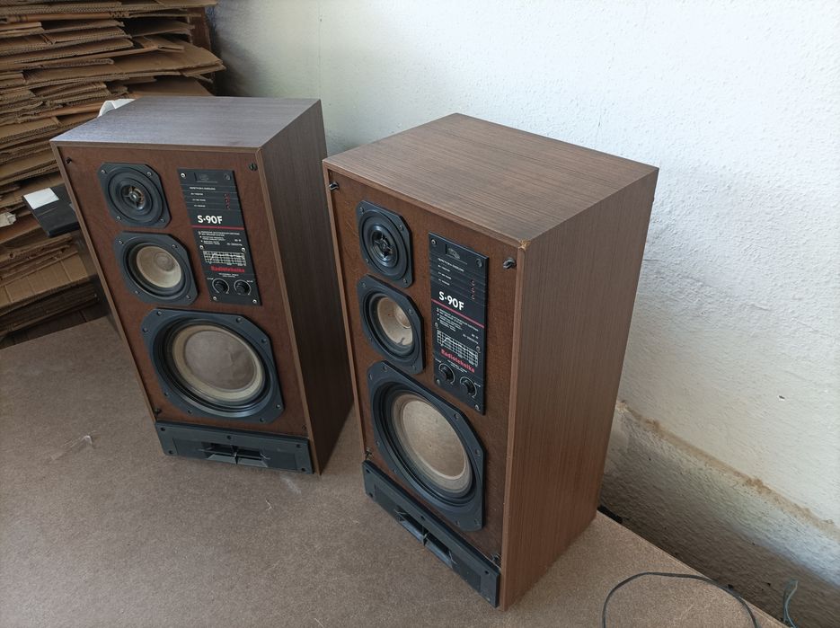 Продам  Radiotehnika S90F sotiladi