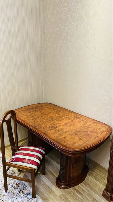 Мебель в гостинную.