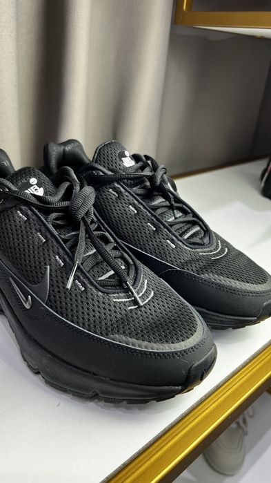 Кроссовки NIKE НоВыЕ