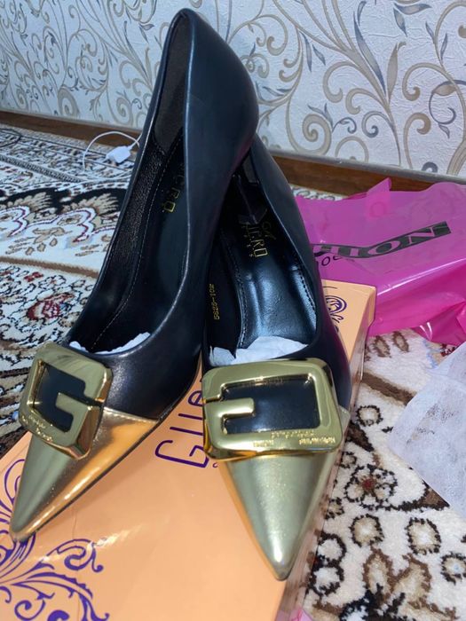 Yangi tufli razmer 38 kiyilmagan