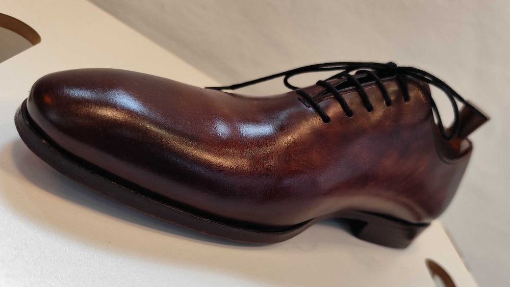 Pantofi wholecut 40 40.5 de lux Magnanni lucrati manual piele naturala