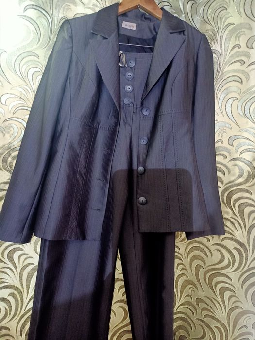 Костюм тройка женский