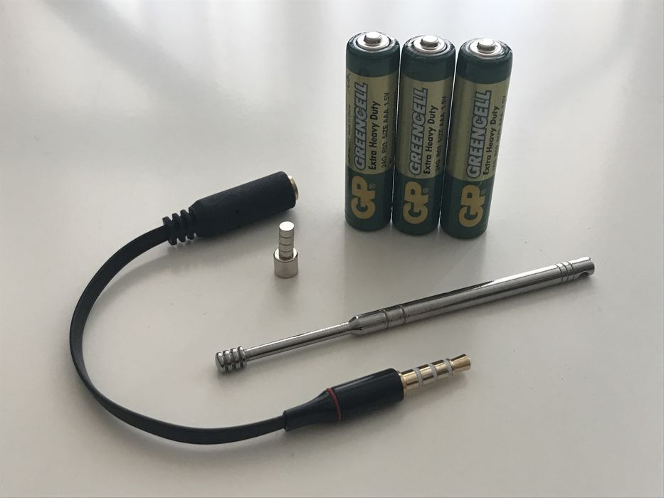 Незаглушима микрослушалка за преписване модел 2025