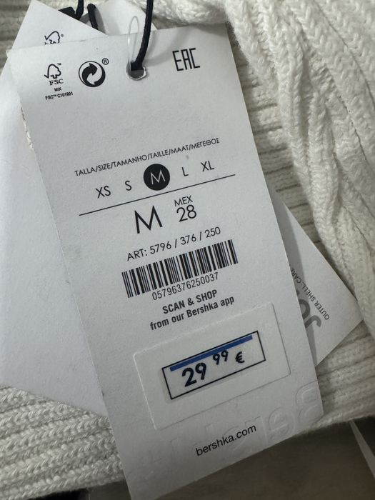 Rochie scurta de plaja Bershka cu decupaje din tricot mărimea M