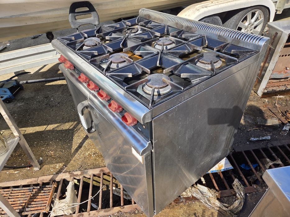 Aragaz de putere, din inox, 4-6 ochiuri