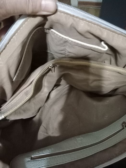 Продам сумку фирменную