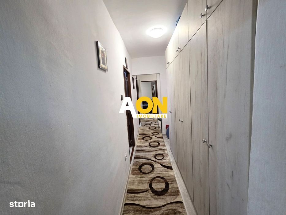Apartament cu 3 camere, parter, boxă, acces curte, Cetate, zona Closca