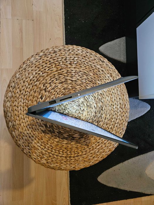 Лаптоп Lenovo IDEAPAD SLIM 3 15ABR8, AMD Ryzen 7 7730U, 16 RAM, 512SSD