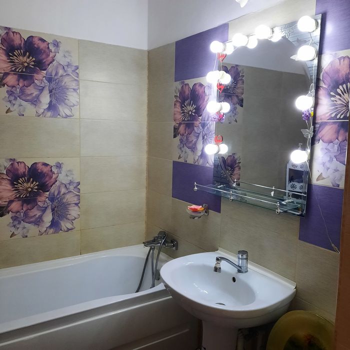 Inchiriez apartament