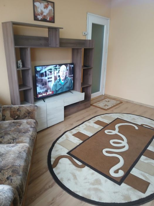 Vând/închiriez apartament cu 3 camere