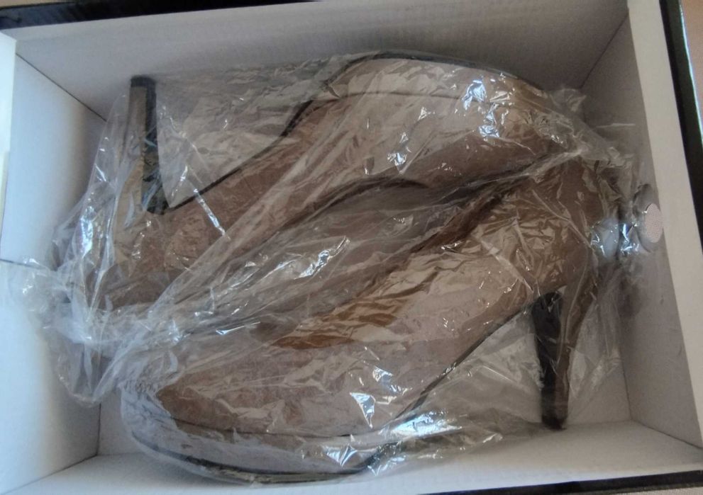 Нови обувки BIANCO