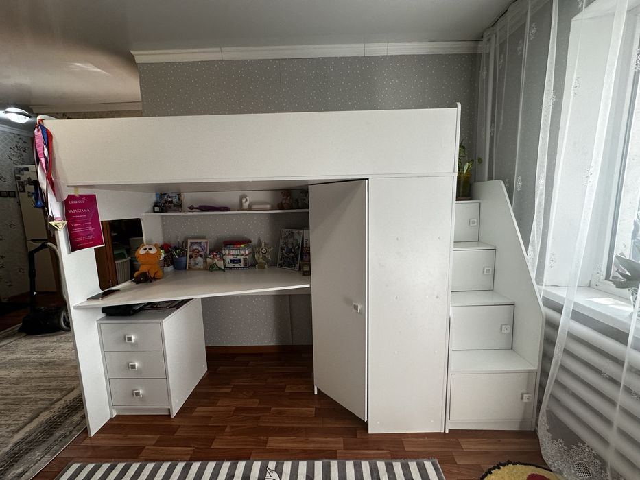 Кровать-чердак с