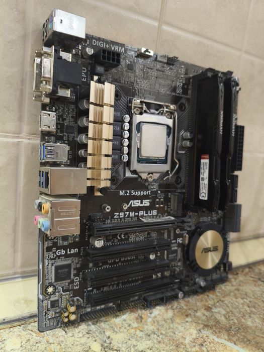 Z97, i7 4790k, HyperX 16gb
