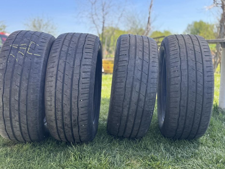 гуми 225/55/r18 в отлично състояние
