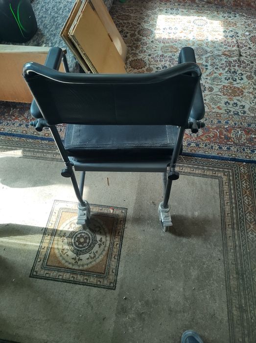 Подарявам инвалиден стол