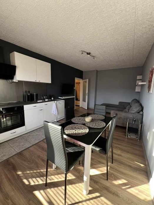 Дава се под наем Двустаен апартамент в София, Дианабад - 50 кв.м за 550 € - Снимка #2