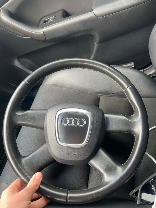 Волан за Ауди, изключително запазен.