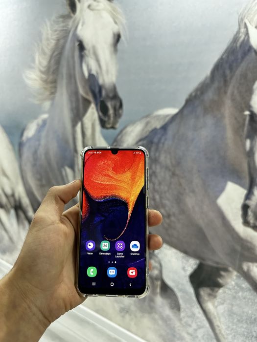 Продам самсунг а50