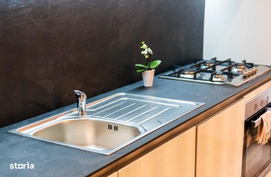 Pipera: Apartament cu 2 camere deosebit, cu vedere catre lac!