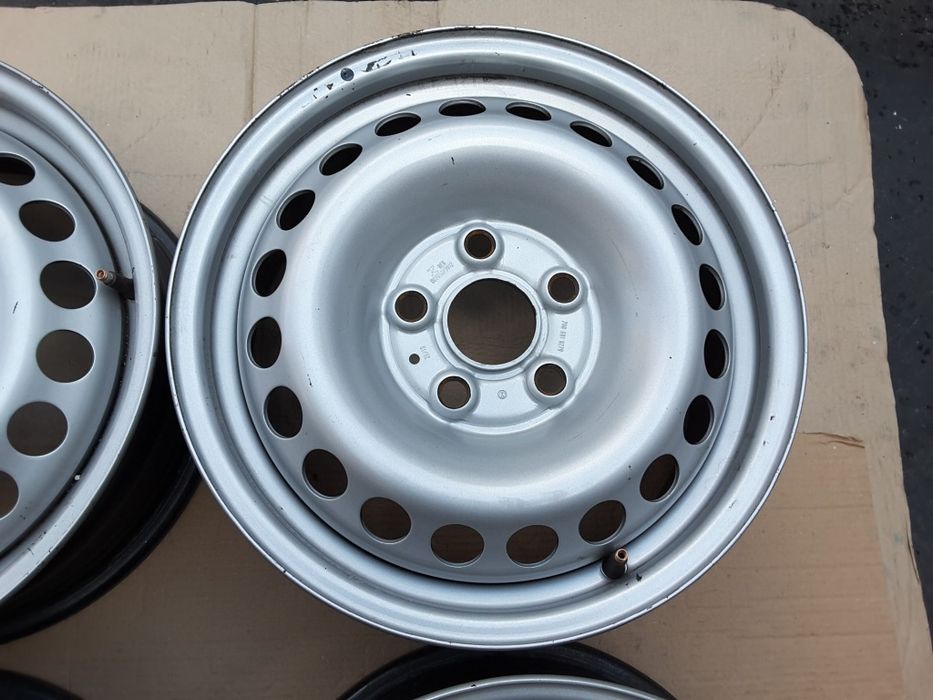 jante tabla 16; 5x120; originale Vw T5, T6, Caravelle, Multivan 2020