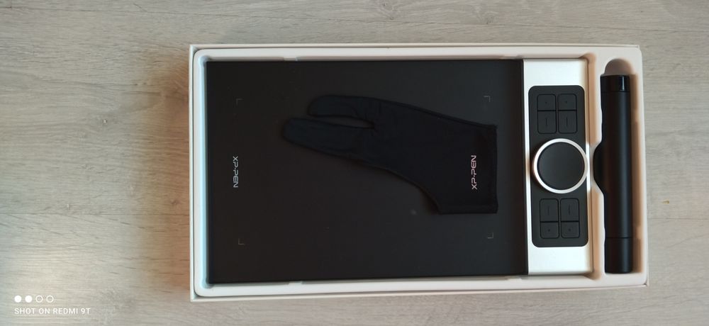 Vând tableta grafica