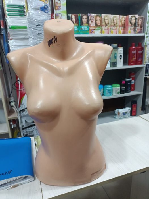 Продаём манекены муж и женск