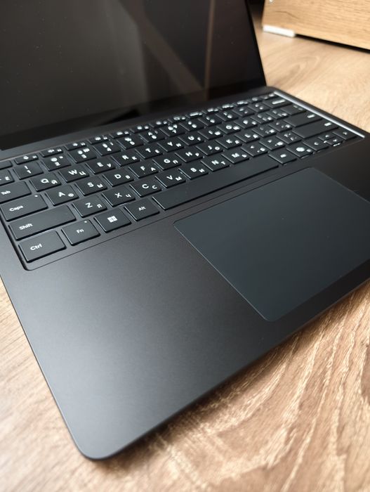 Microsoft Surface laptop 7