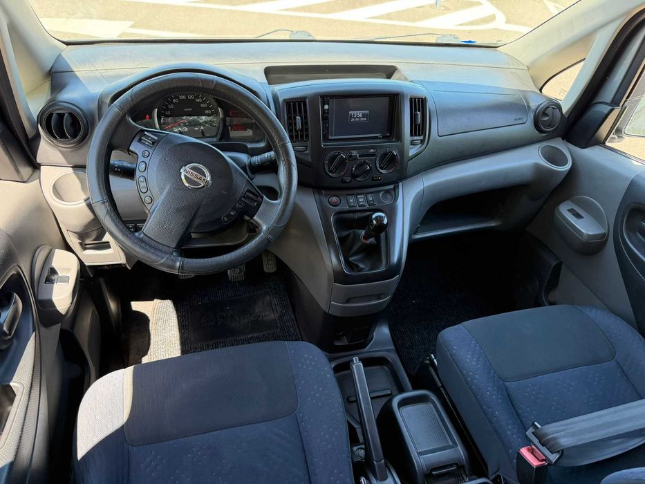 Nissan NV200 7 locuri