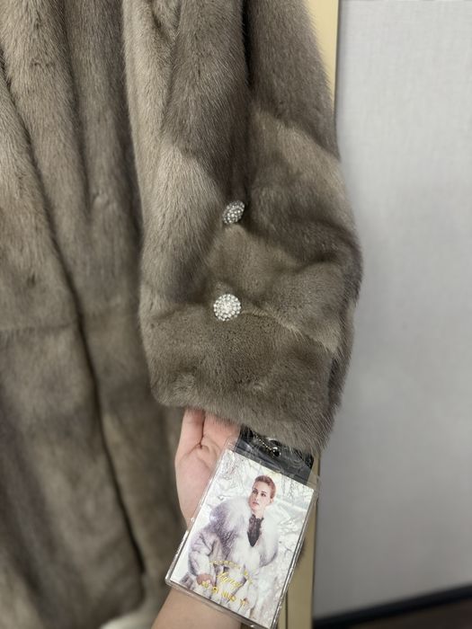 Продается новая норковая шуба