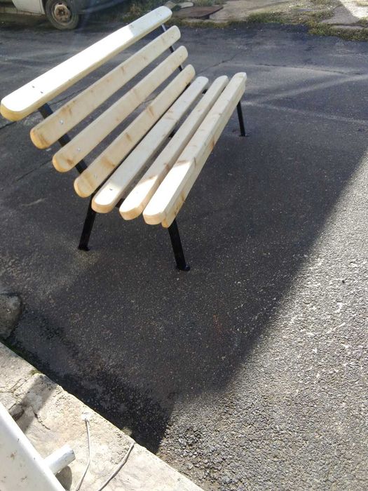 Удобна пейка за сядане